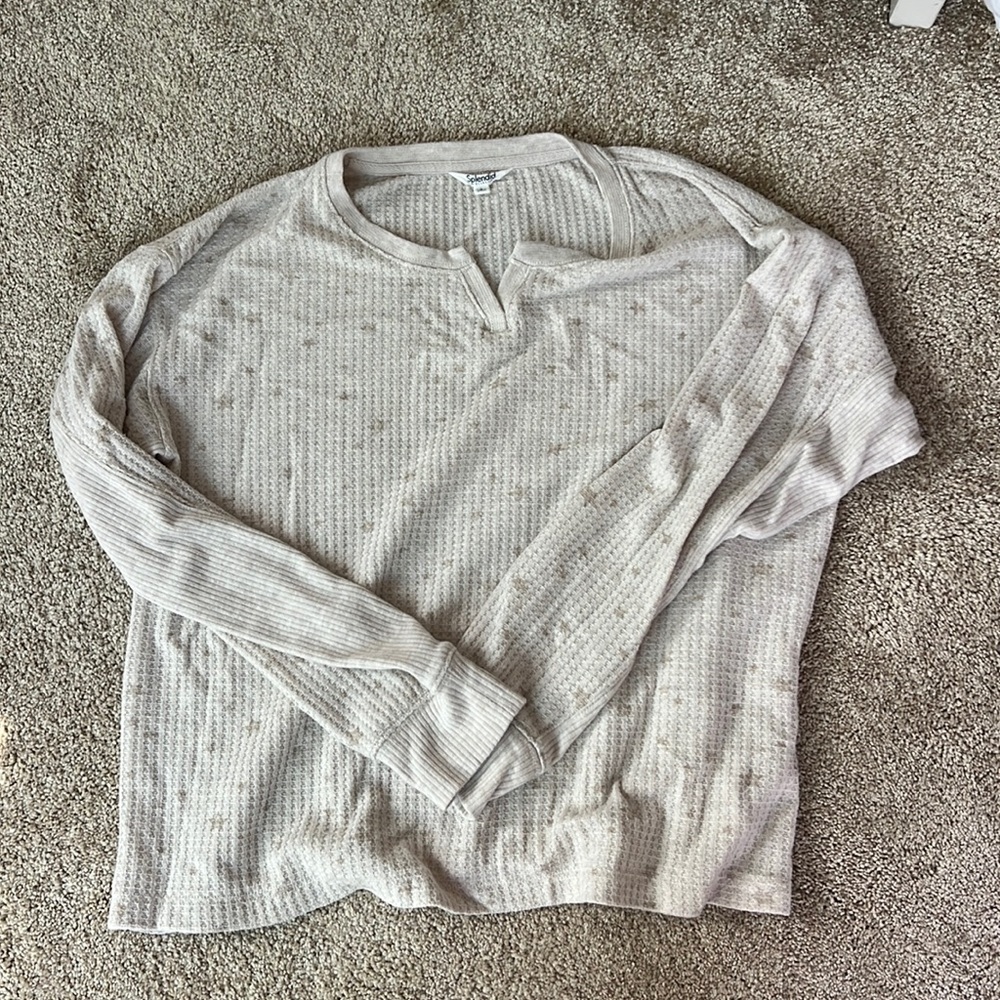 Splendid waffle henley with faint gold star print